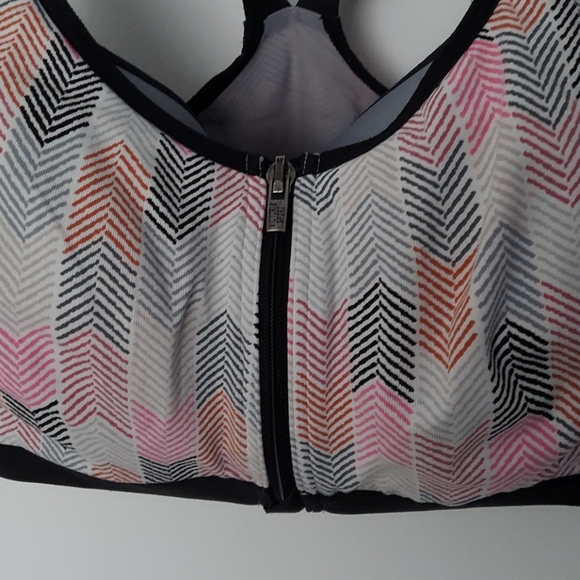 Sports bra - Picture 2 of 4